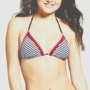 🎄3/$15 NWT Mossimo Patriotic Triangle Bikini Top